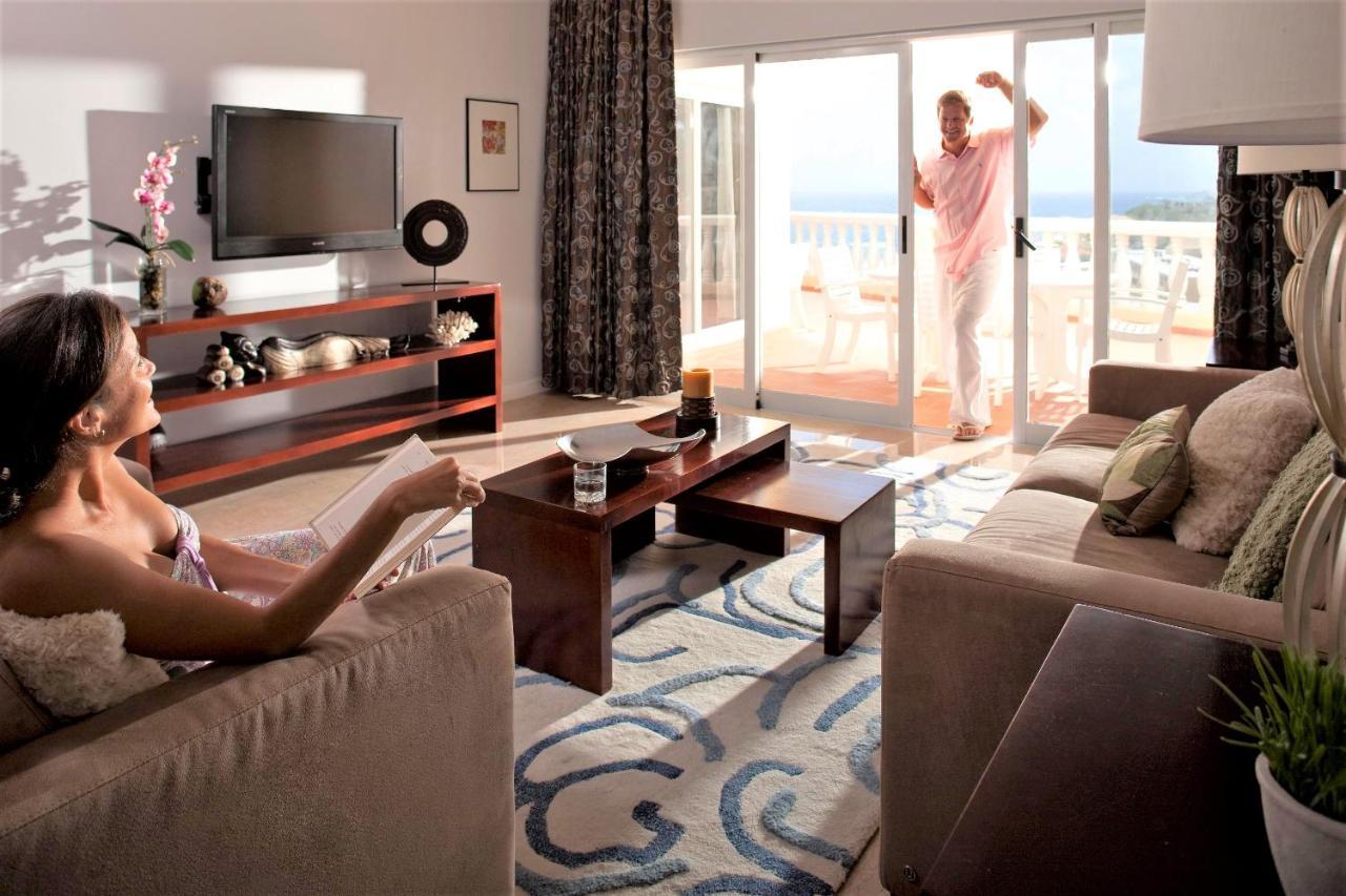 Princess Heights Luxury Condo Hotel Oyster Pond Dış mekan fotoğraf