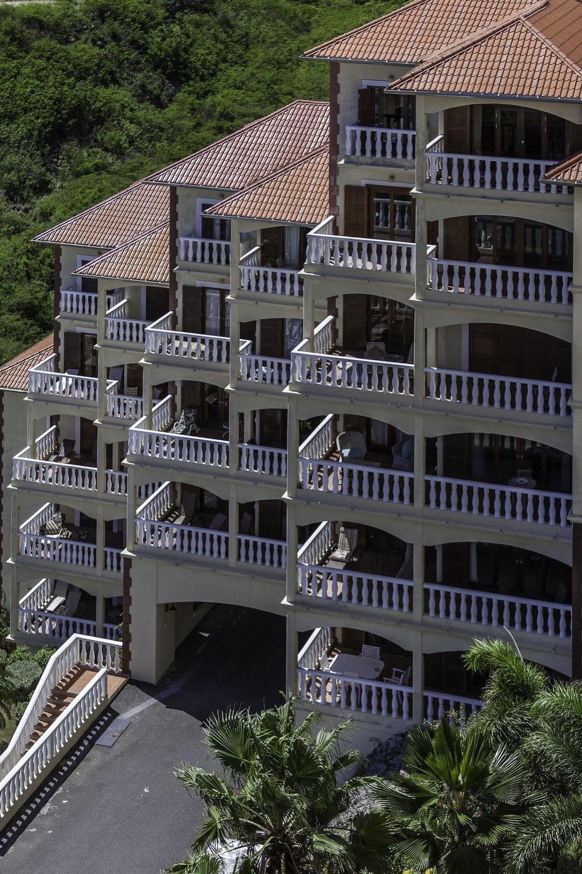 Princess Heights Luxury Condo Hotel Oyster Pond Dış mekan fotoğraf