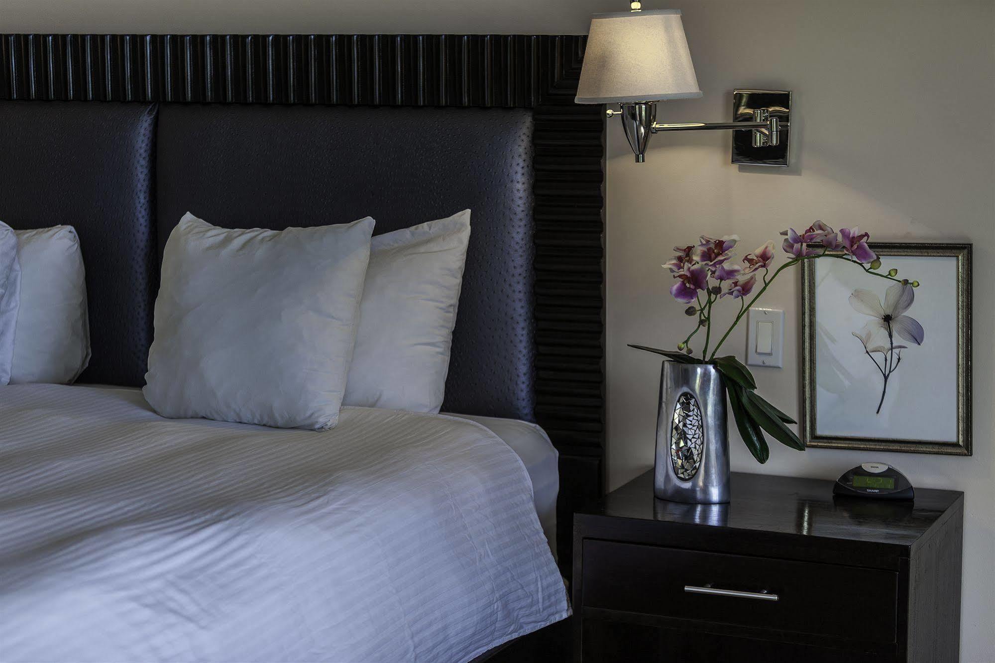 Princess Heights Luxury Condo Hotel Oyster Pond Dış mekan fotoğraf